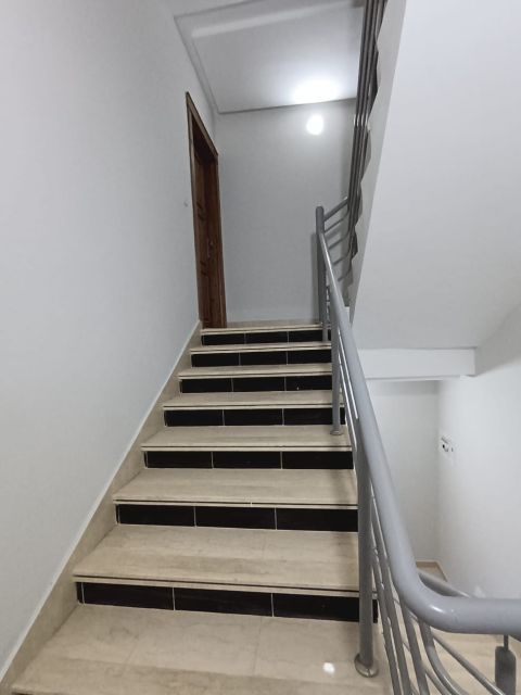 Titled 3-bedroom apartment — Al Hoceima 10